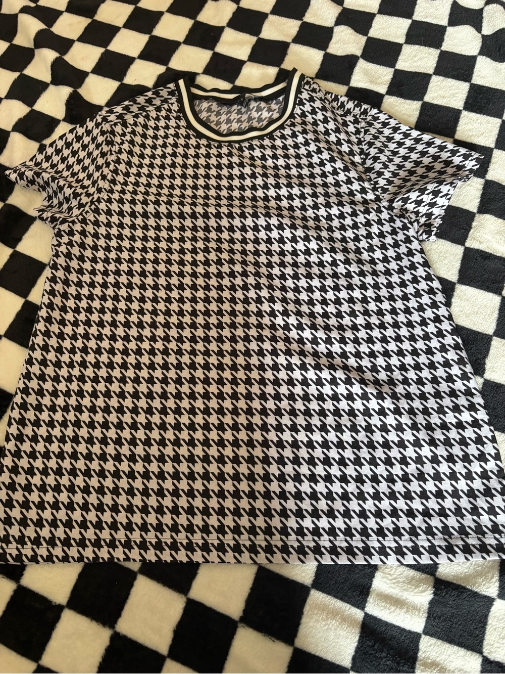 Harve Benard houndstooth size small shirt